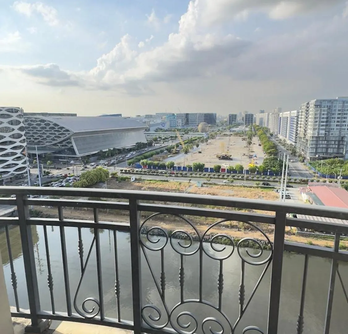 La Suitez 1616 I Monarch Parksuites Balmora Place 菲律宾
